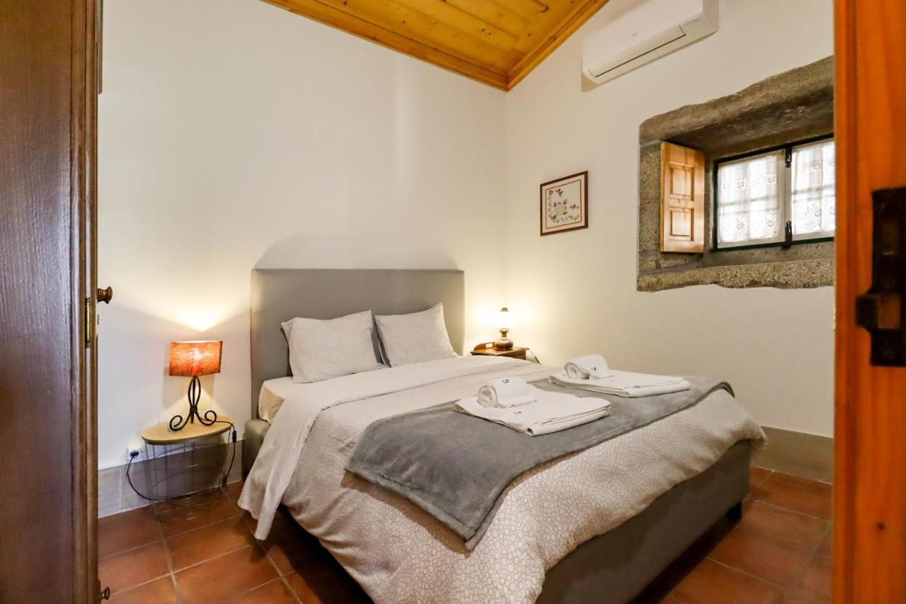Casa Largo Do Porto - Country House With Swimming Pool Viana do Castelo Esterno foto