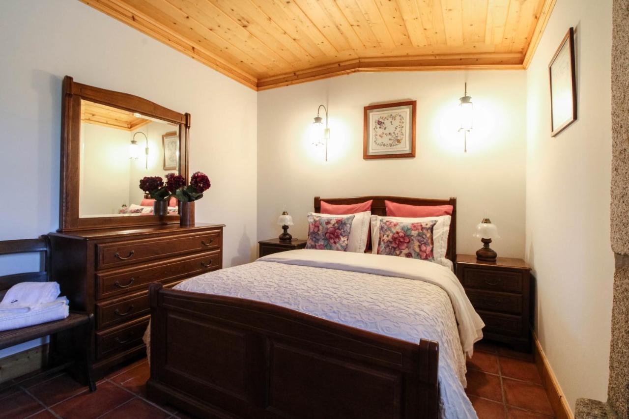 Casa Largo Do Porto - Country House With Swimming Pool Viana do Castelo Esterno foto